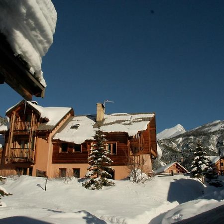 Le Leyrier Hameau des Chazals Nevache Hautes Alpes Extérieur photo
