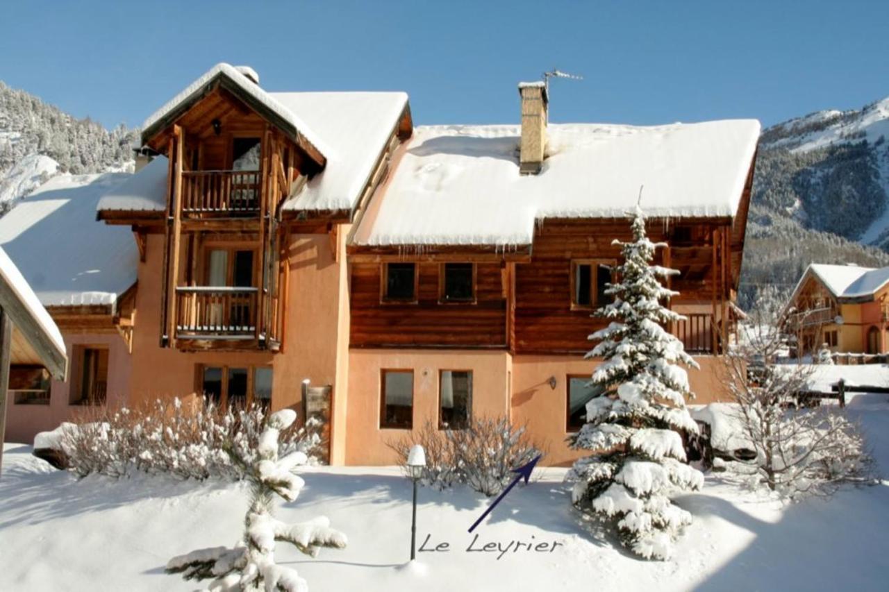 Le Leyrier Hameau des Chazals Nevache Hautes Alpes Extérieur photo